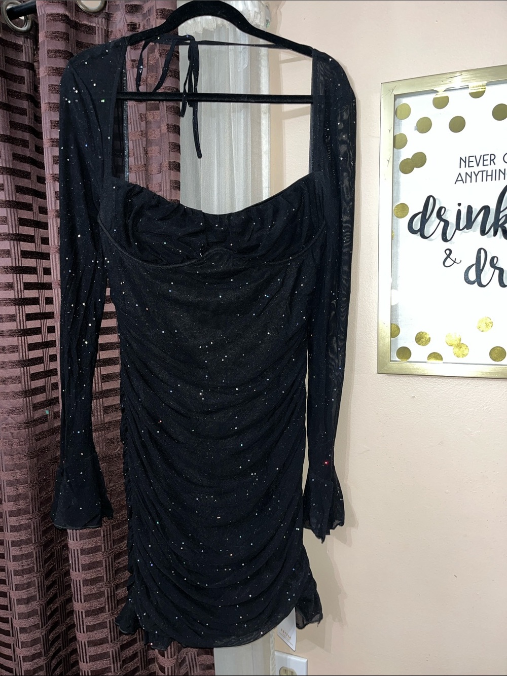 Uryiao Black Sparkle Ruched Long Sleeve Dress NWT — Size L